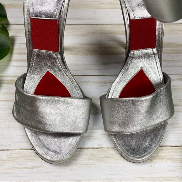 Amanda Gregory metallic silver ankle band heel - Picture 6 of 11